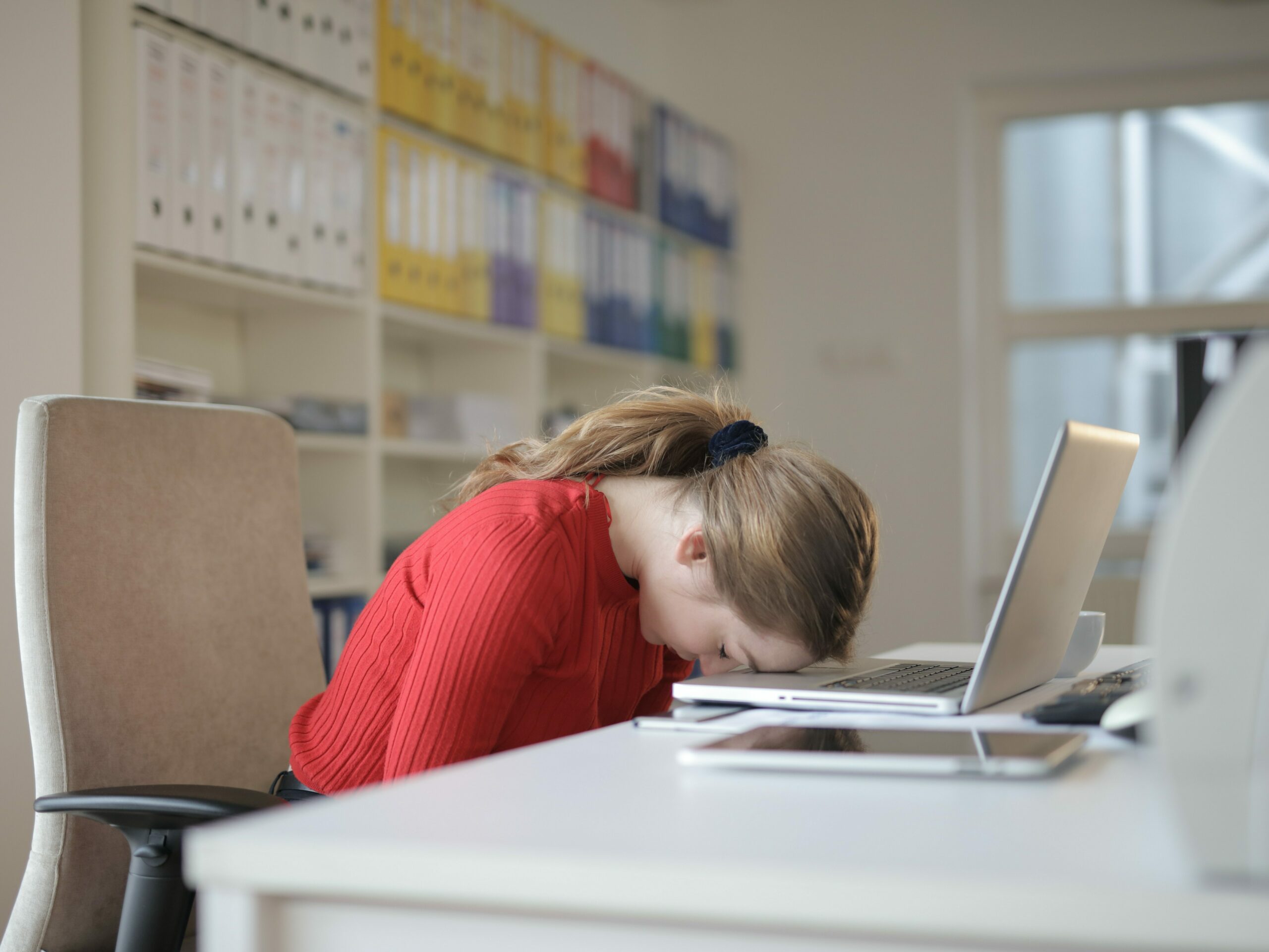 Spring fatigue in the workplace